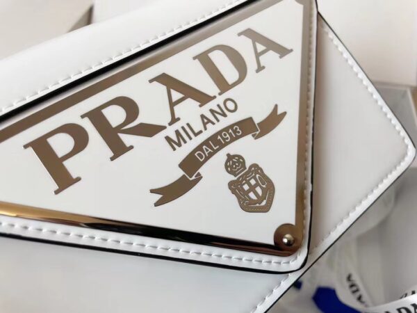 Prada - Image 5