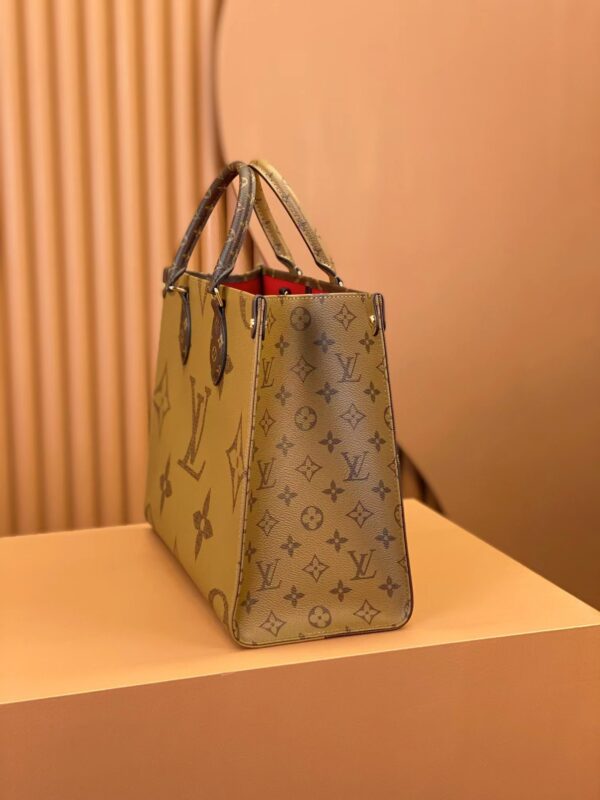 Louis Vuitton - Image 8