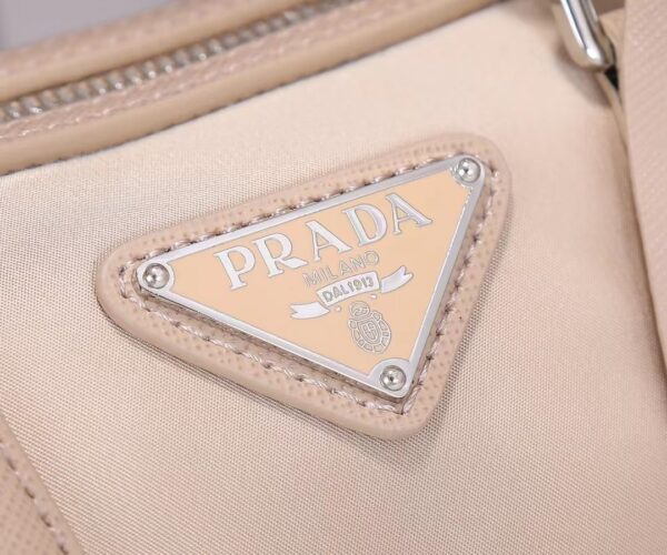 Prada - Image 8
