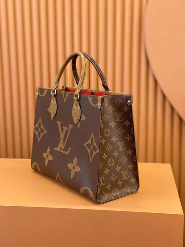 Louis Vuitton - Image 6