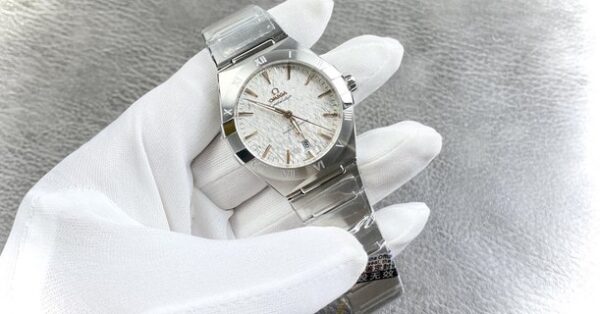 Omega - Image 6