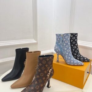 Louis Vuitton 22two